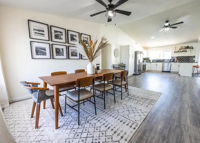 Villa Must See! Heated Jacuzzi With A Pool! New Remodel